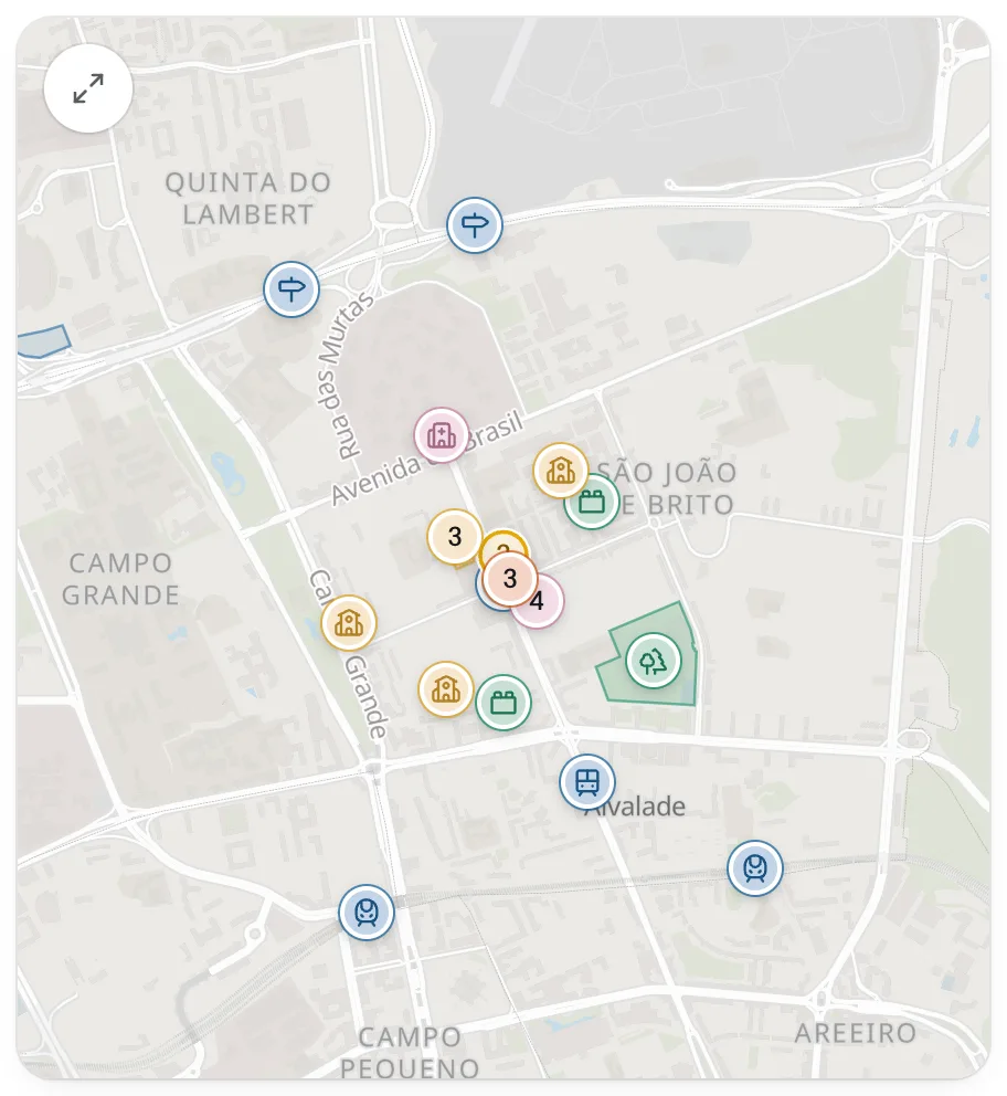 A casa no mapa, com as escolas, o supermercado e o metro à volta